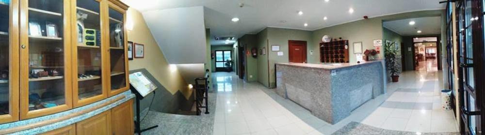 Hotel Alameda Villaviciosa  Exterior photo