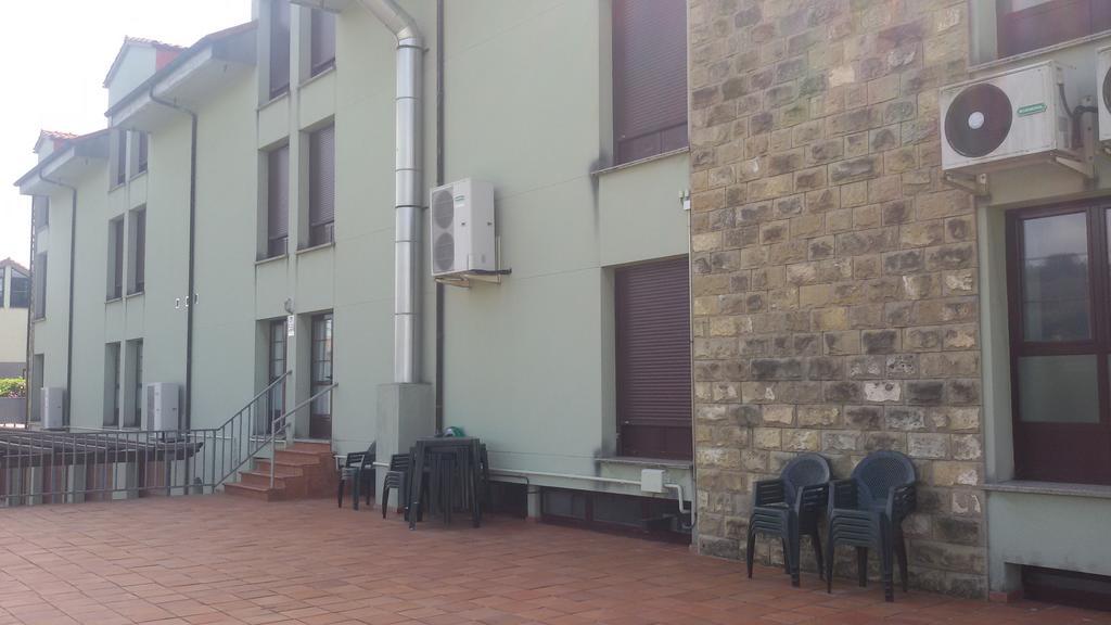 Hotel Alameda Villaviciosa  Exterior photo